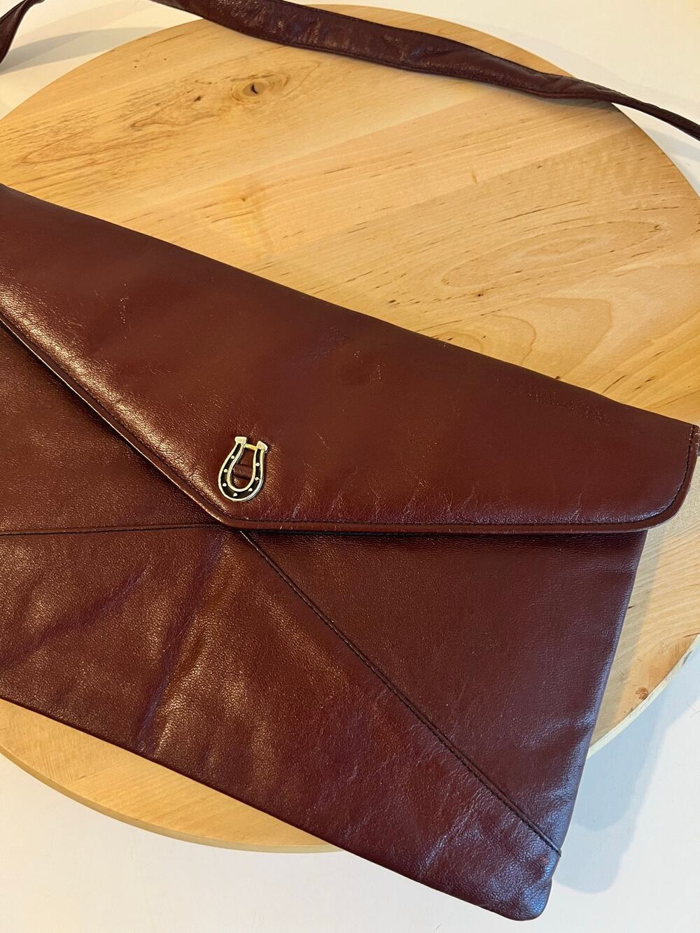 Vintage Justin Burgundy Genuine Cowhide Leather Horseshoe Detail Shoulder Bag